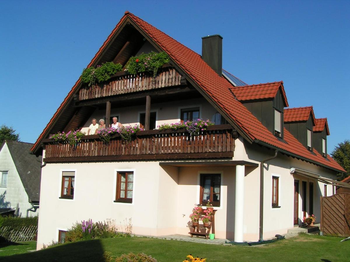 Gaestehaus Gertraud Neualbenreuth Exteriér fotografie